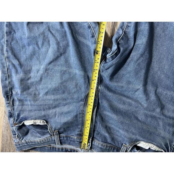 Lucky brand Classic Blue Denim Jeans Size 42  Waist - Picture 3 of 8